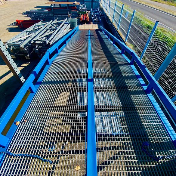Rampe de chargement 12m x 2.2m - Acier galvanisé