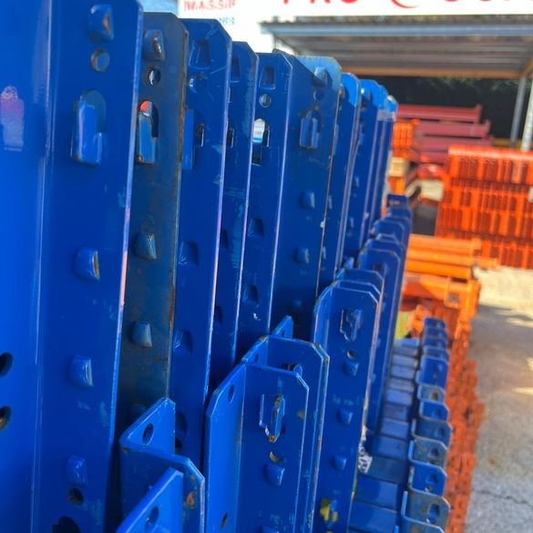 Racks à palettes Alser d'occasion, Longueur 53 300 mm, Hauteur 3000 mm, Profondeur 1050 mm, ≈ 3 niveaux